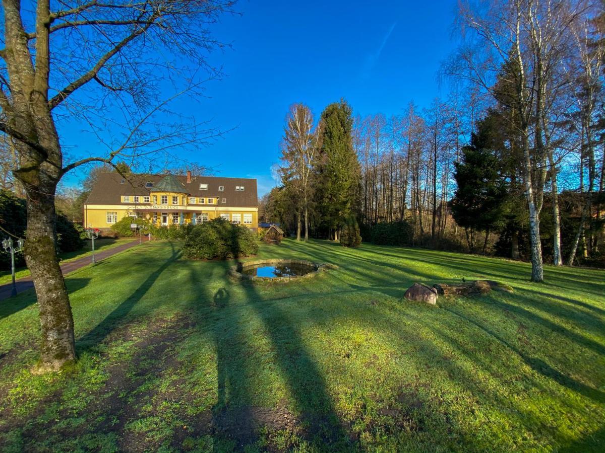 Hotel Sanssouci Бад Фалингбостел Екстериор снимка
